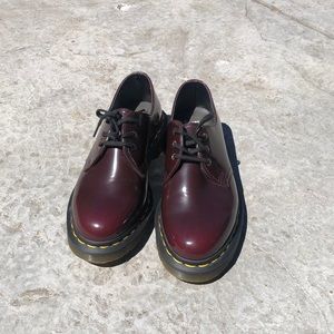 SOLD!!!!!!!1461 Oxford Dr Martens